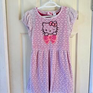 Girl’s Hello Kitty lacy dress